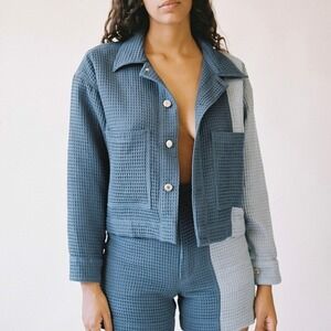 ANIELA PARYS Daisy Mini Waffle Jacket Womens M L Blue Two Tone Cropped Button
